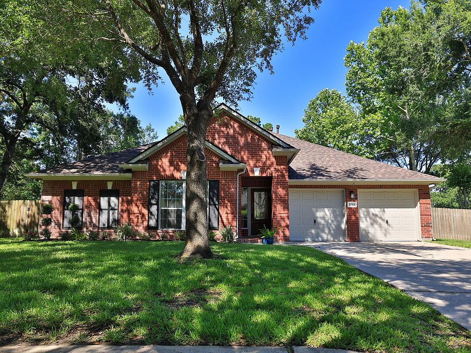 1st image of 20541 Bentwood Oaks Dr