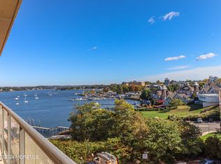 28 Riverside Ave APT 4F, Red Bank, NJ 07701