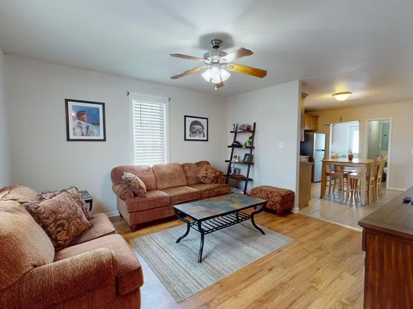 1805 S Grand Ave, Sedalia, MO 65301