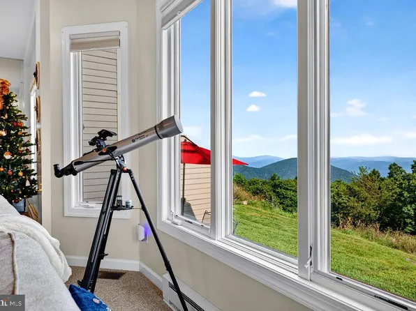 1822 High Ridge Ct, Wintergreen Resort, VA 22967