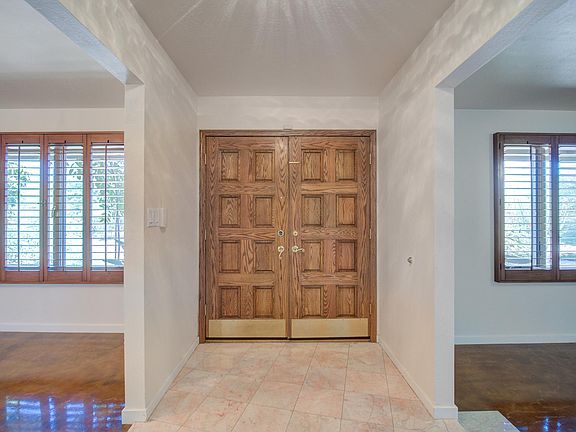 2nd image of 3801 E Solano Dr