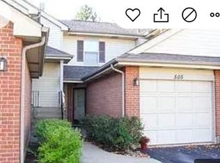 505 E Windgate Ct #1, Arlington Heights, IL 60005