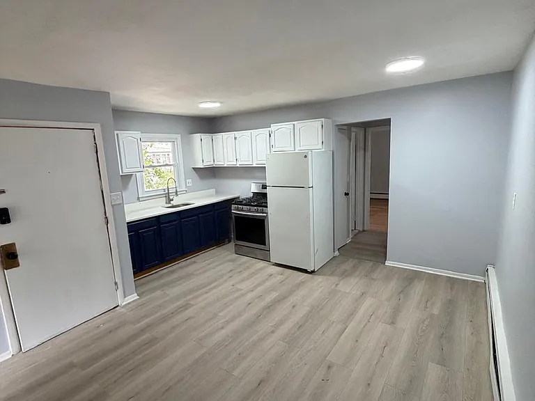 1617 Oliver St #2 — Photo 7