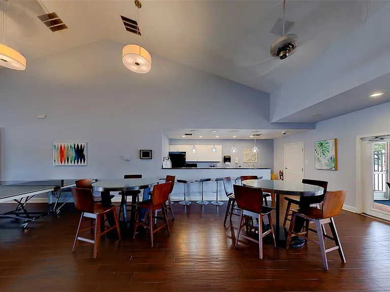 222 Pompano Dr SE #H — Photo 39