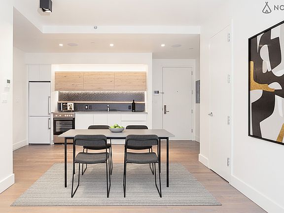 2nd image of 1068 Fulton St #6A