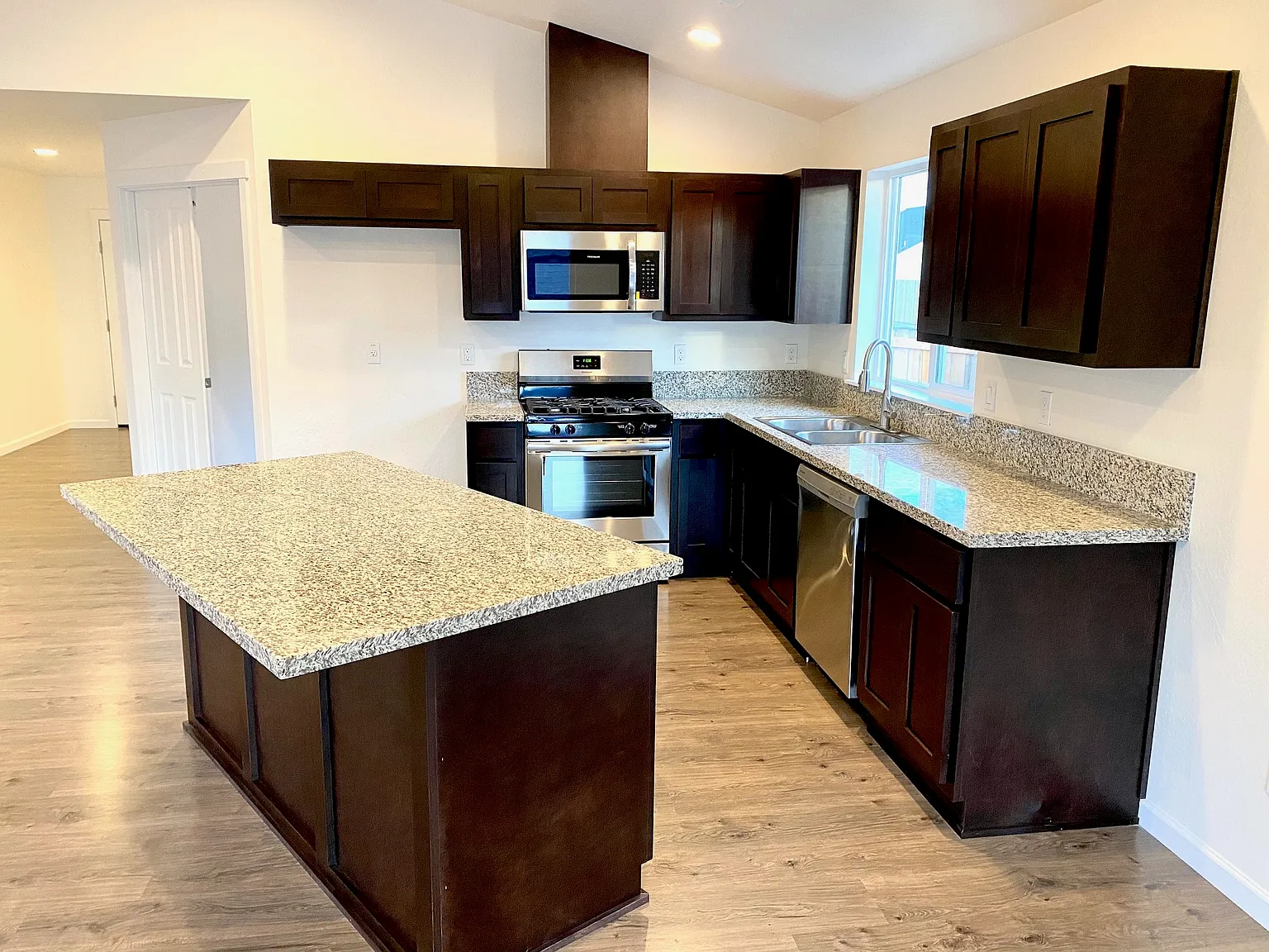 120, ID # 7867 Cadence Lane - 1 — Photo 4