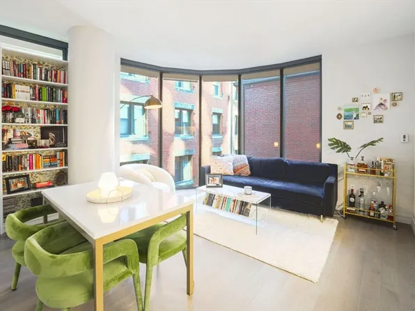 55 Lagrange St #707, Boston, MA 02116