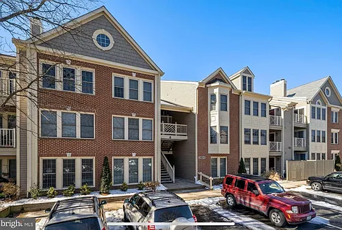3804 Ridge Knoll Ct #305A Photo 1