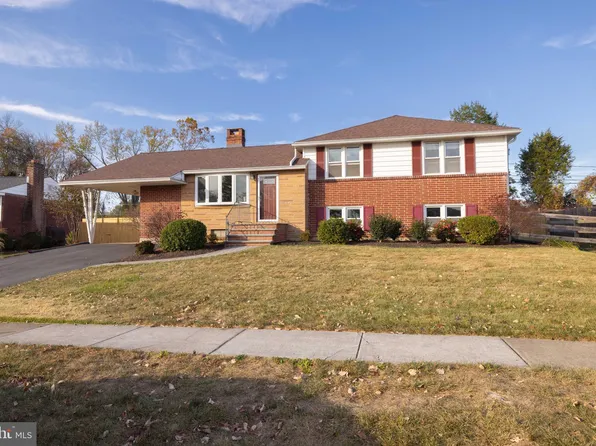 2644 W Robino Dr, Wilmington, DE 19808