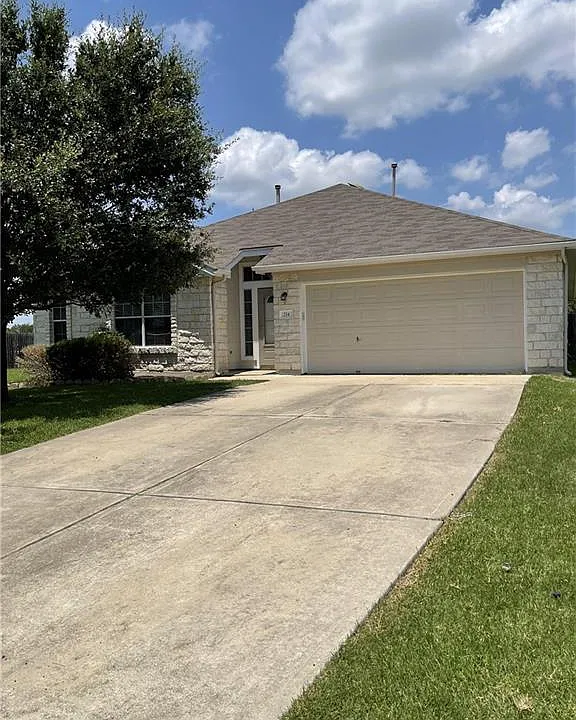 214 Newport Landing Pl