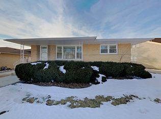 9940 S Parke Ave, Oak Lawn, IL 60453