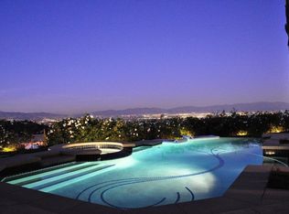 19107 Marlia Ct, Tarzana, CA 91356