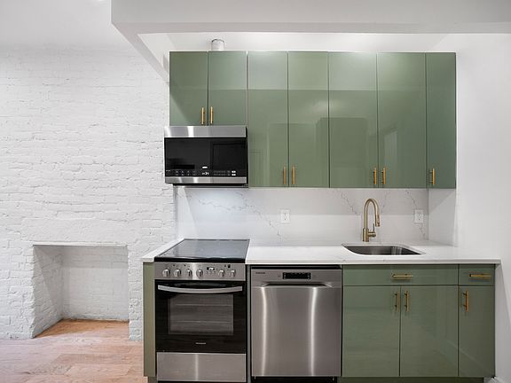 5th image of 37 E 1st St #1F1