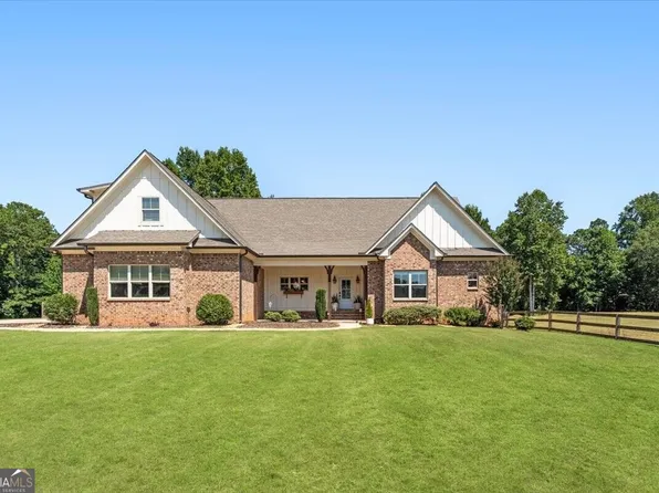 915 Pool Rd, Hiram, GA 30141
