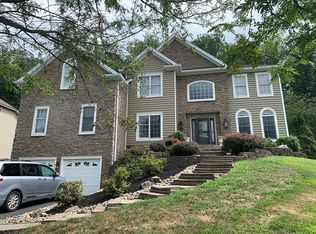 3765 Powder Horn Dr, Furlong, PA