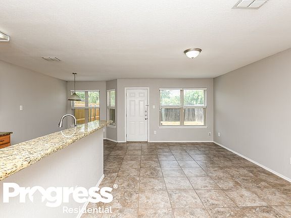 5th image of 10616 Many Oaks Dr