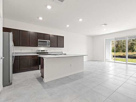 3rd image of 1614 Colt Creek Pl