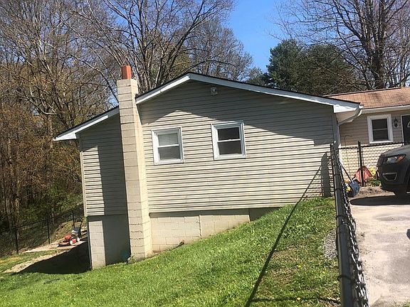3rd image of 151 Watson Ave