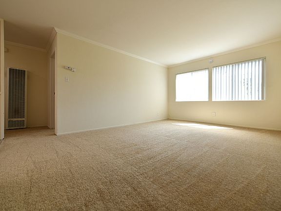 3rd image of 268 Vernon St #106