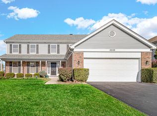4245 N Highland Ave, Arlington Heights, IL 60004