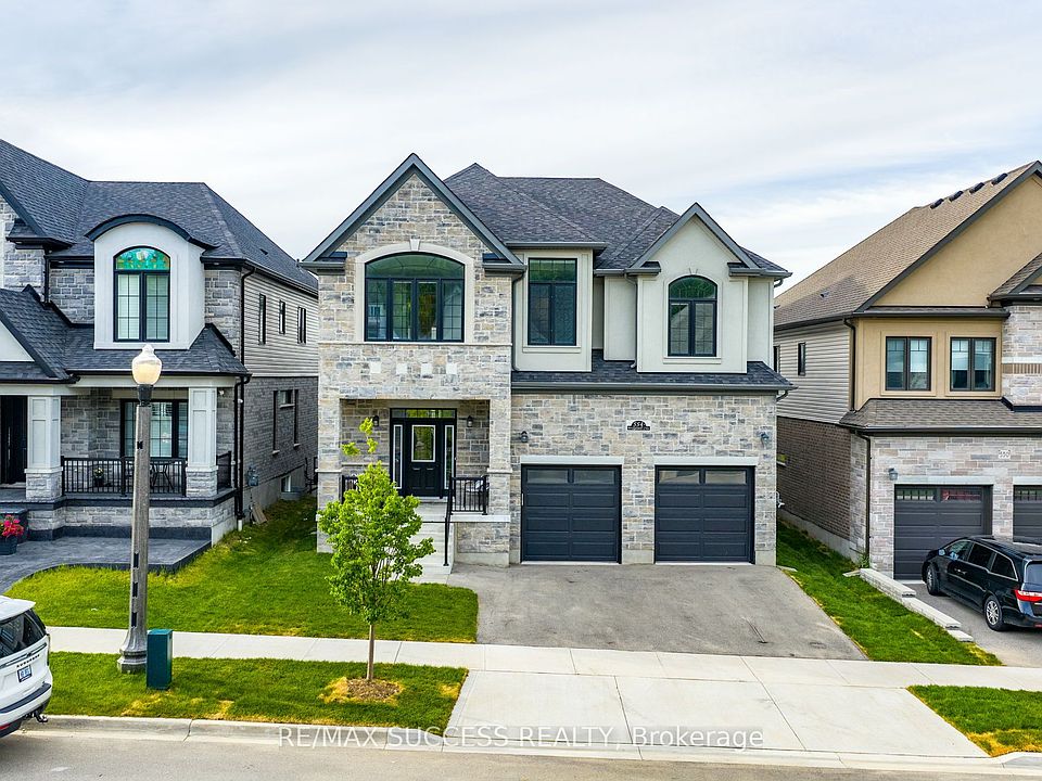 1st image of 554 Bridgemill Cres