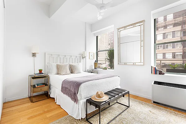 Sold by Compass | media 6
