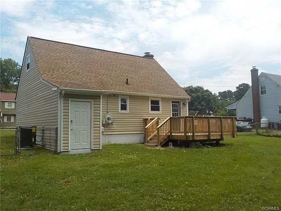 2nd image of 3904 Elsie Dr