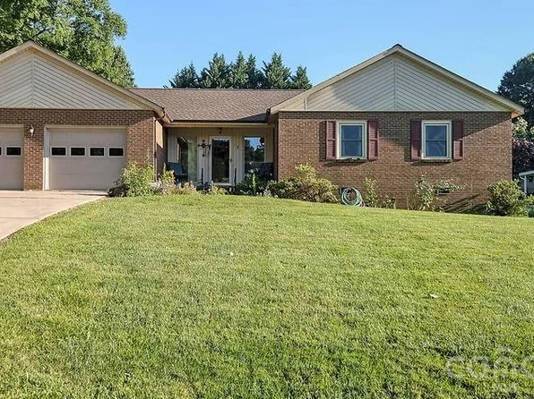 220 Sherwood Dr #22, Taylorsville, NC 28681