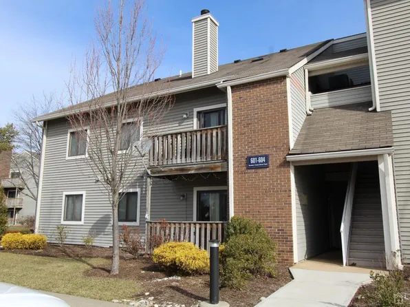 604 Ravens Crest Dr, Plainsboro, NJ 08536