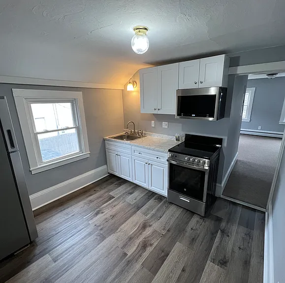 171 Essex St #3 — Photo 2