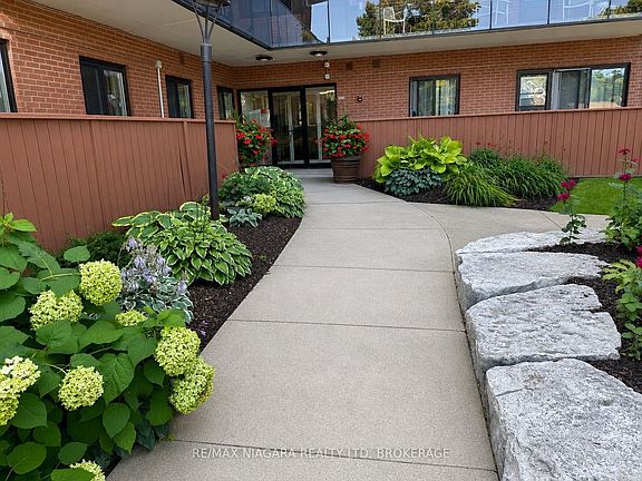 2nd image of 550 King St #104
