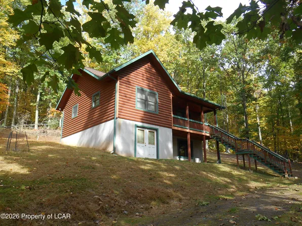 40 Huntington Mountain Dr, Shickshinny, PA 18655