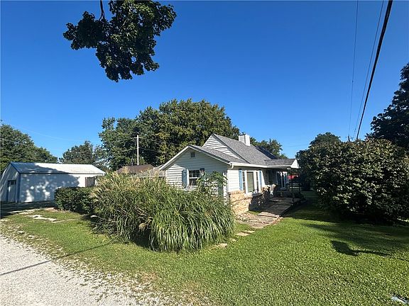 2nd image of 7686 Hendricks Ln