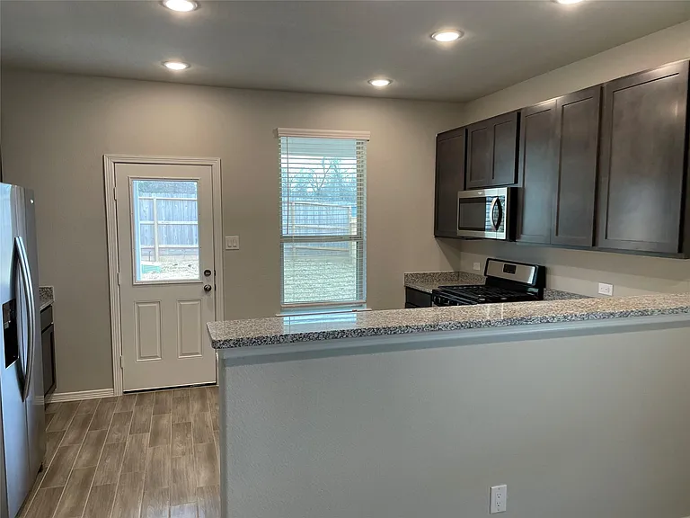 822 Redinger Ridge Dr — Photo 9