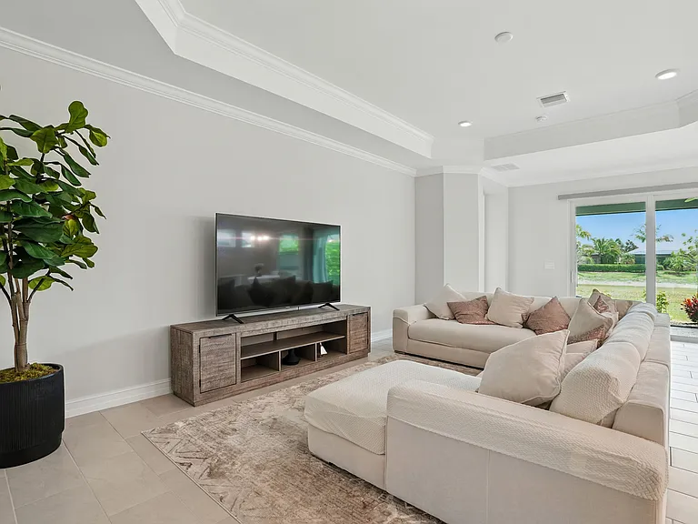 28165 Captiva Shell Loop — Photo 10