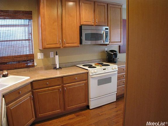 3rd image of 5627 Delano Way