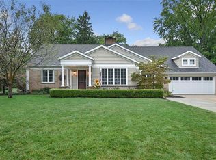 4042 Diane Dr, Fairview Park, OH 44126