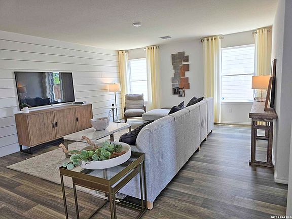 3rd image of 6035 BLUESTEM WAY