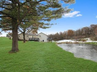 9411 E Walnut Grove Rd, Davis, IL 61019