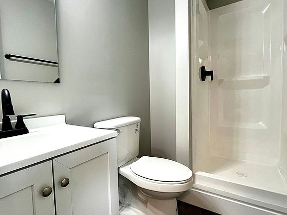 5th image of 877 N 26th St #877-25