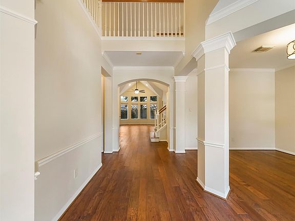 4th image of 23118 Lodge Meadows Dr