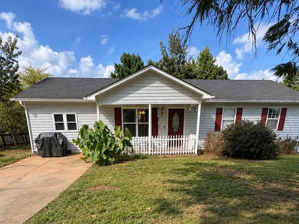 4313 Harmony Church Rd, Gillsville, GA 30543