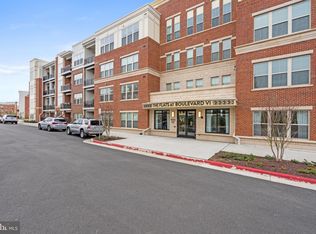 10755 Fairgrounds Dr #204, Fairfax, VA 22033