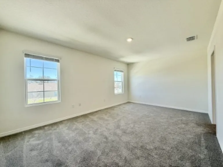 1374 Holodak Dr — Photo 18
