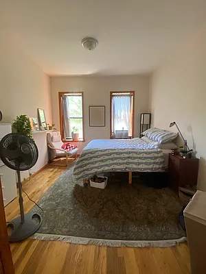 Rented by R New York | media 25