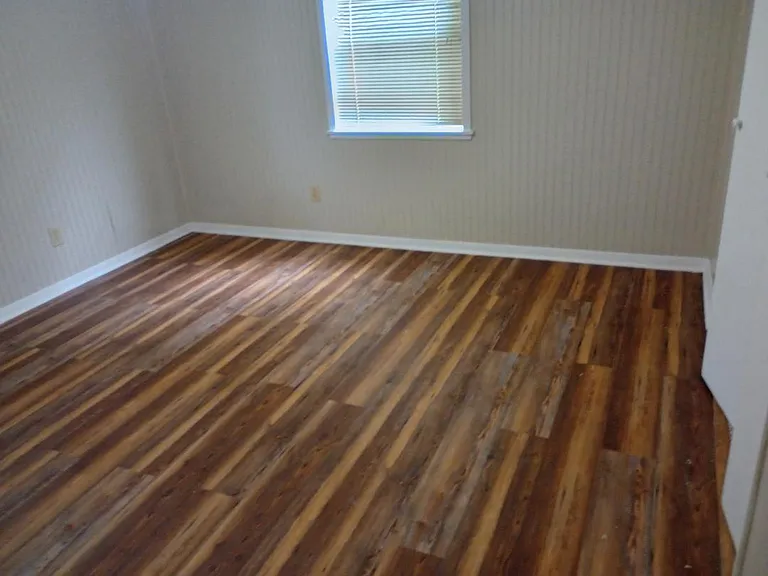 8651 US Highway 190 E — Photo 13