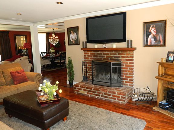 5th image of 409 N Westridge Ave
