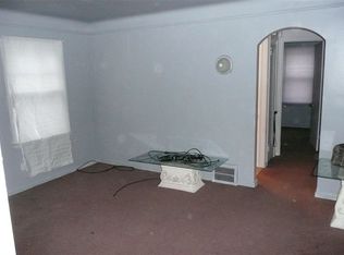 19497 Glastonbury Rd, Detroit, MI 48219