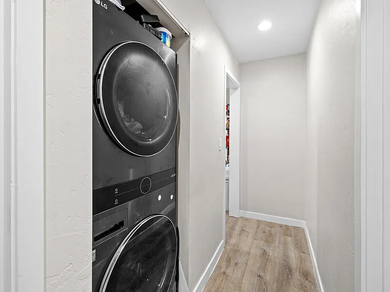 5039 Art St — Photo 10