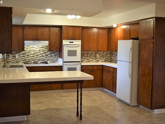 2nd image of 5309 NE Chateau Dr
